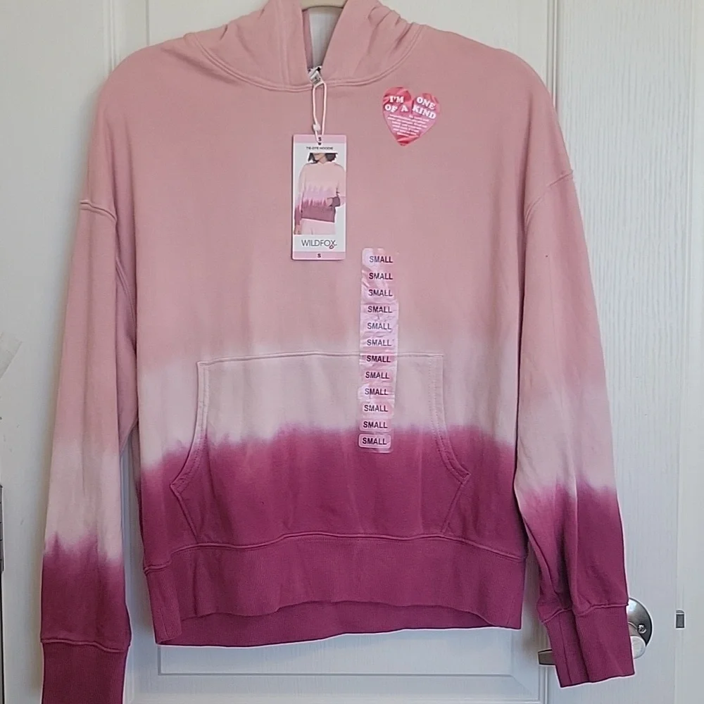 NWT WILDFOX $126 Tie Dye Hoodie Pink Purple Kangaroo Pocket - Picture 2 of 9